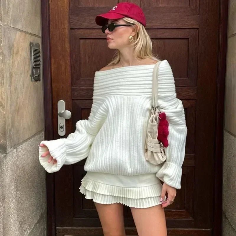Aelwen strikket genser med bare skuldre