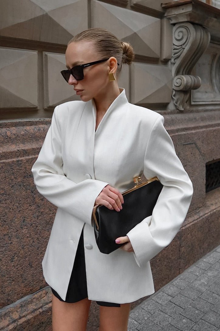 Aimee blazer med innsvinget midje