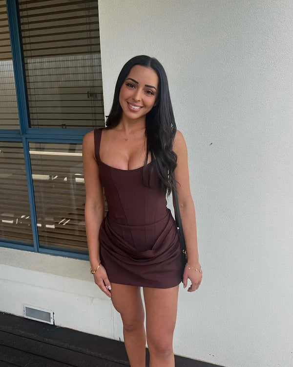 Amy ermeløs minikjole
