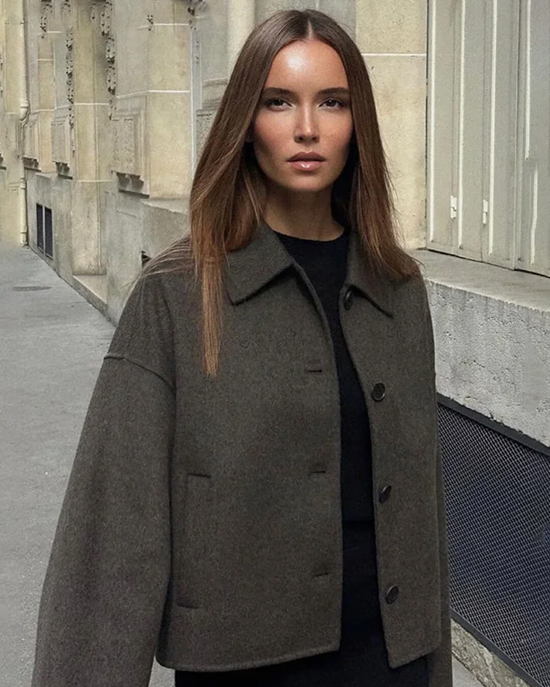 Angelina kort jakke med knapper