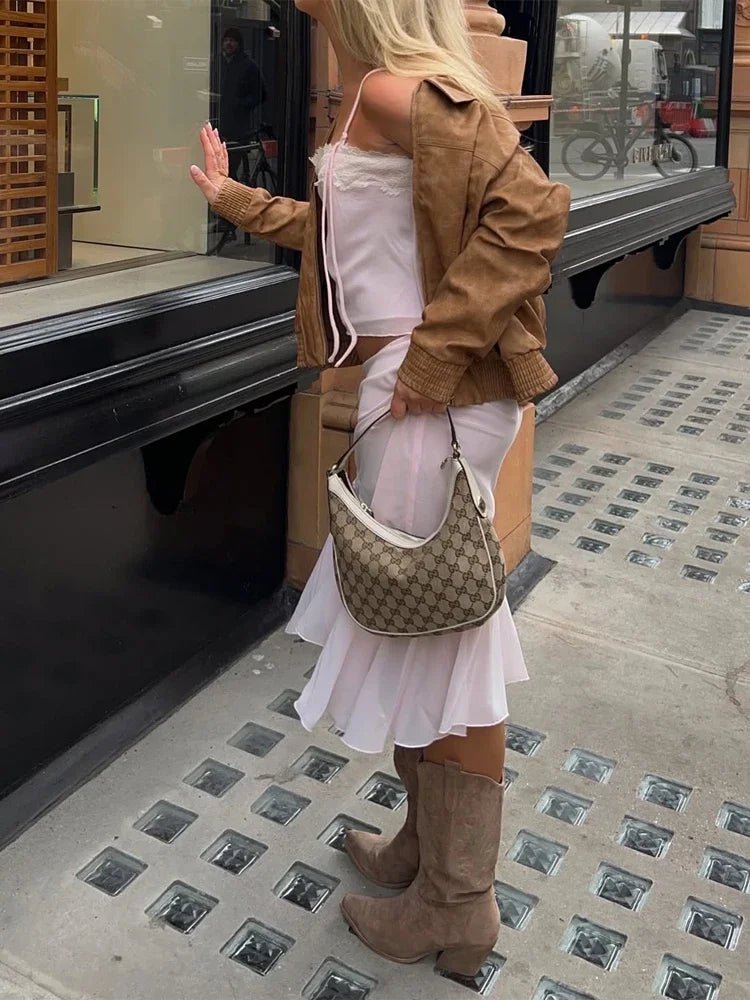 Anne camisole- og skjørtsett med blondepaneler
