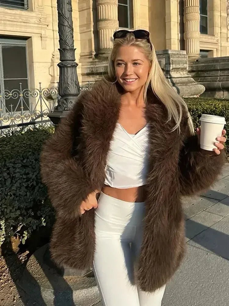 Audrey jakke i imitert pels