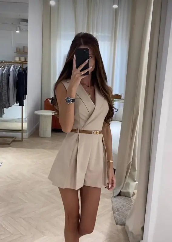 Bianca strukturert ermeløs jumpsuit med belte