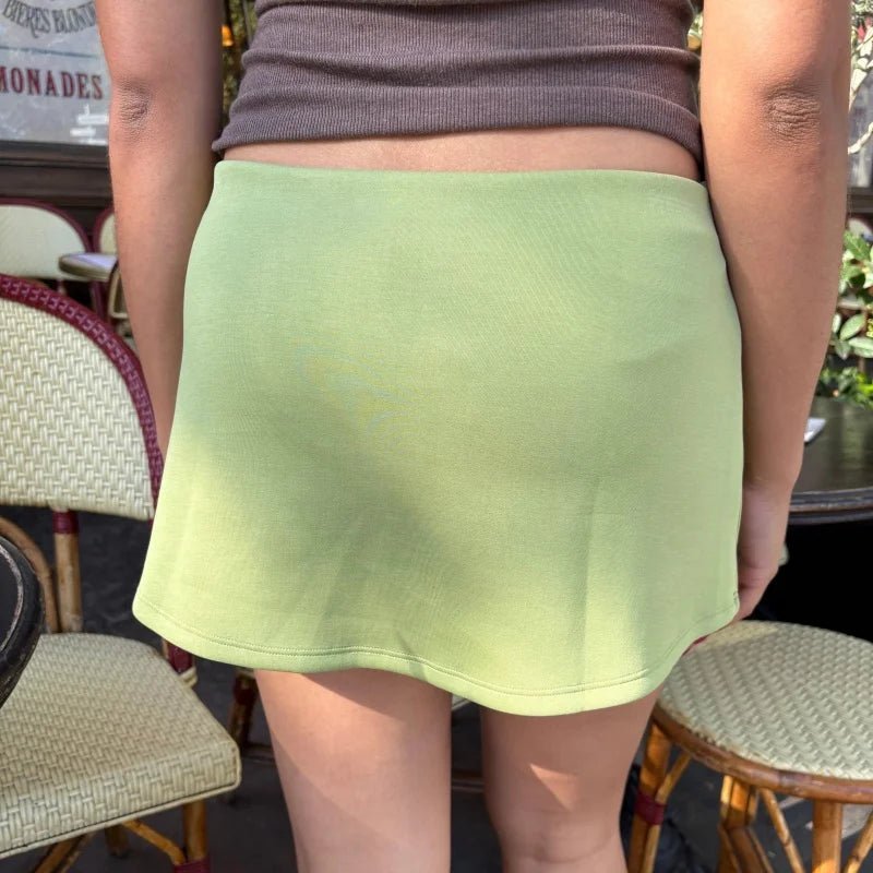 Carmen figurnær miniskjørt med shorts og lavt liv
