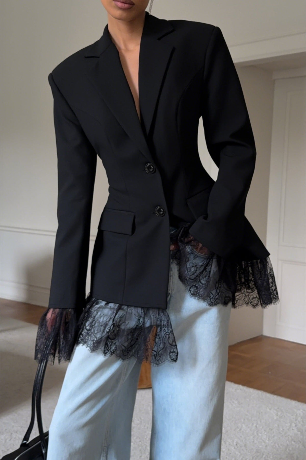 Colbie blazer med blondedetaljer