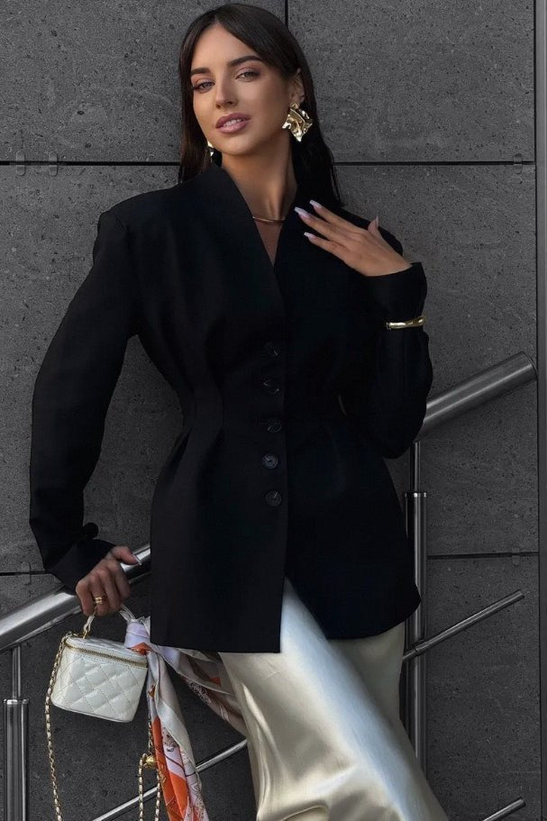 Daniela innsvinget blazer uten krage