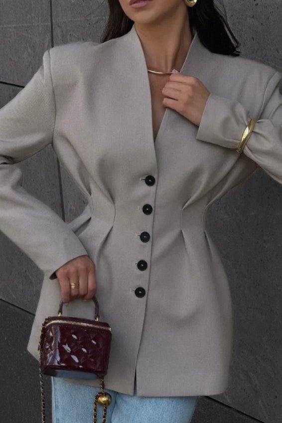 Daniela innsvinget blazer uten krage
