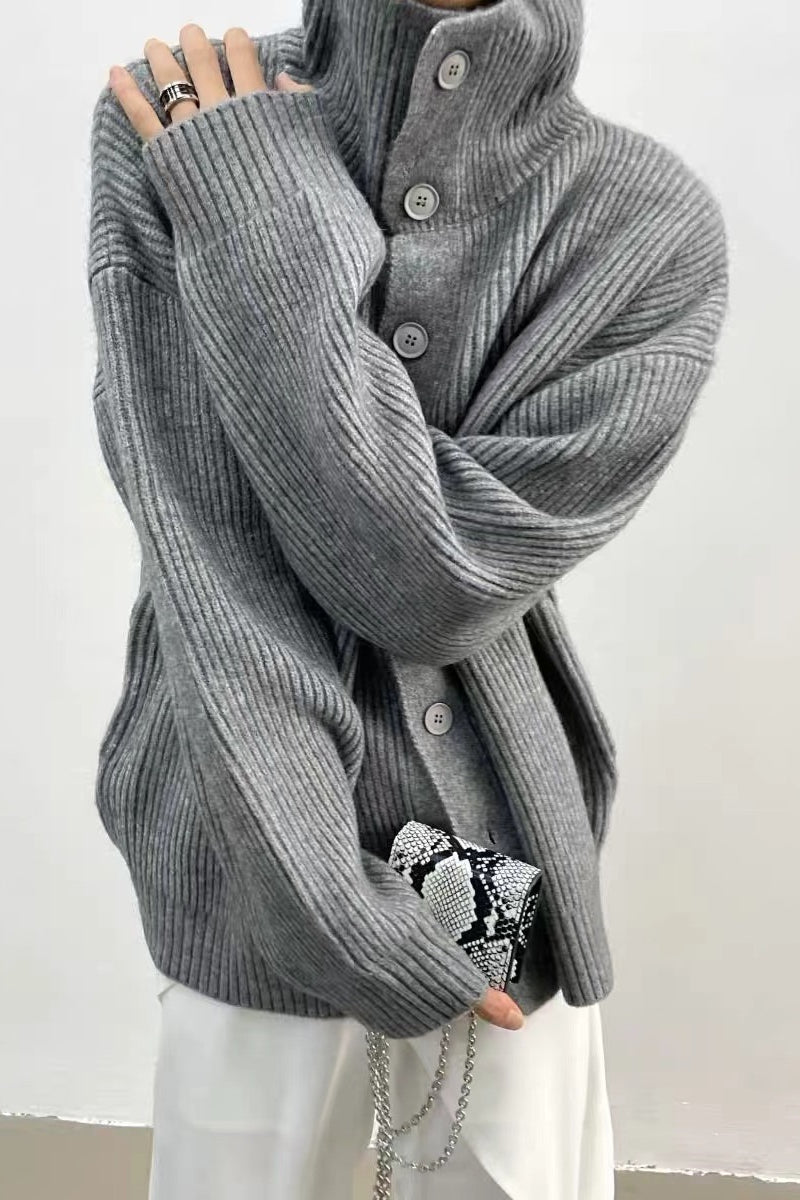 Donna ribbestrikket cardigan med høy hals