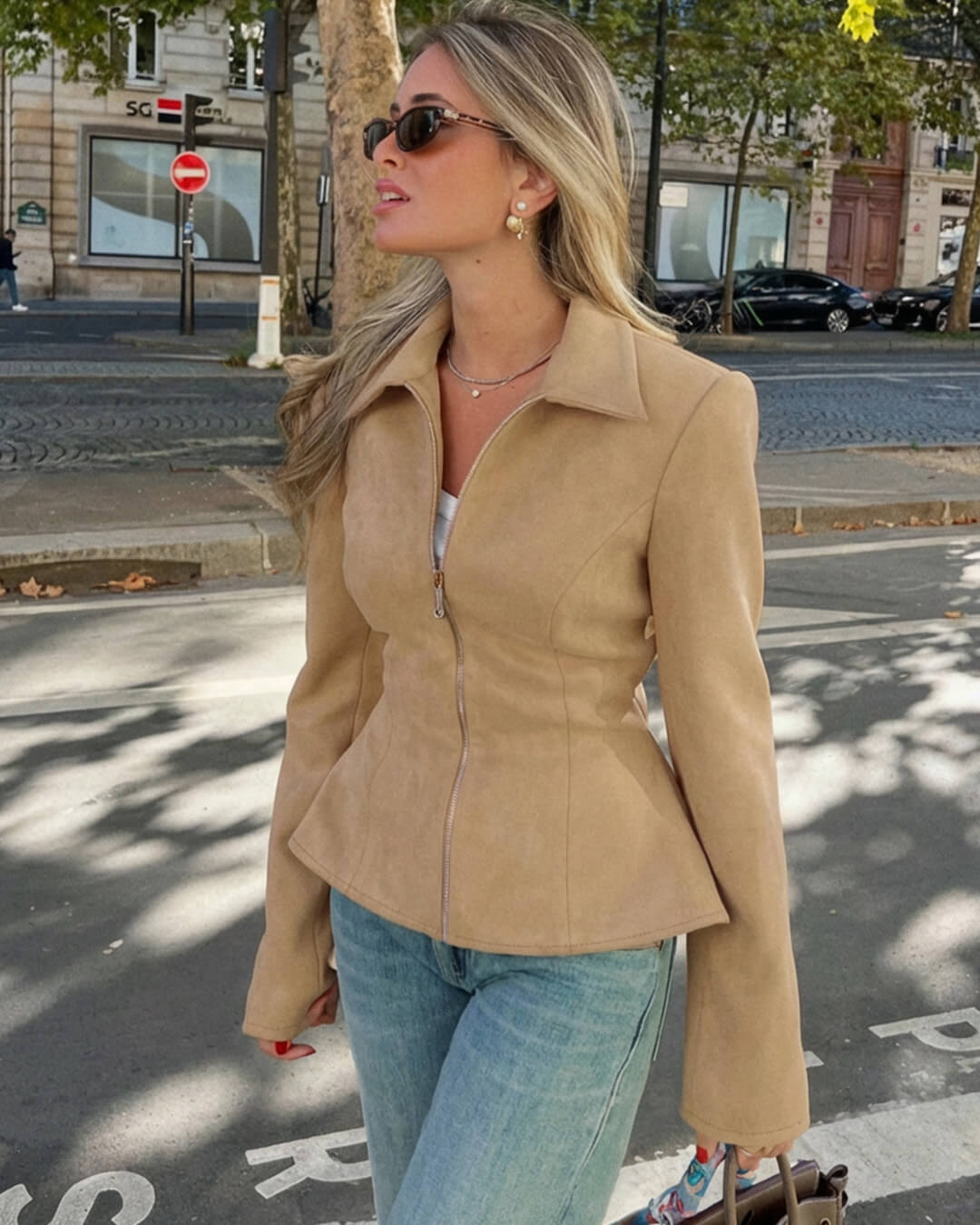 Ella jakke i imitert semsket skinn