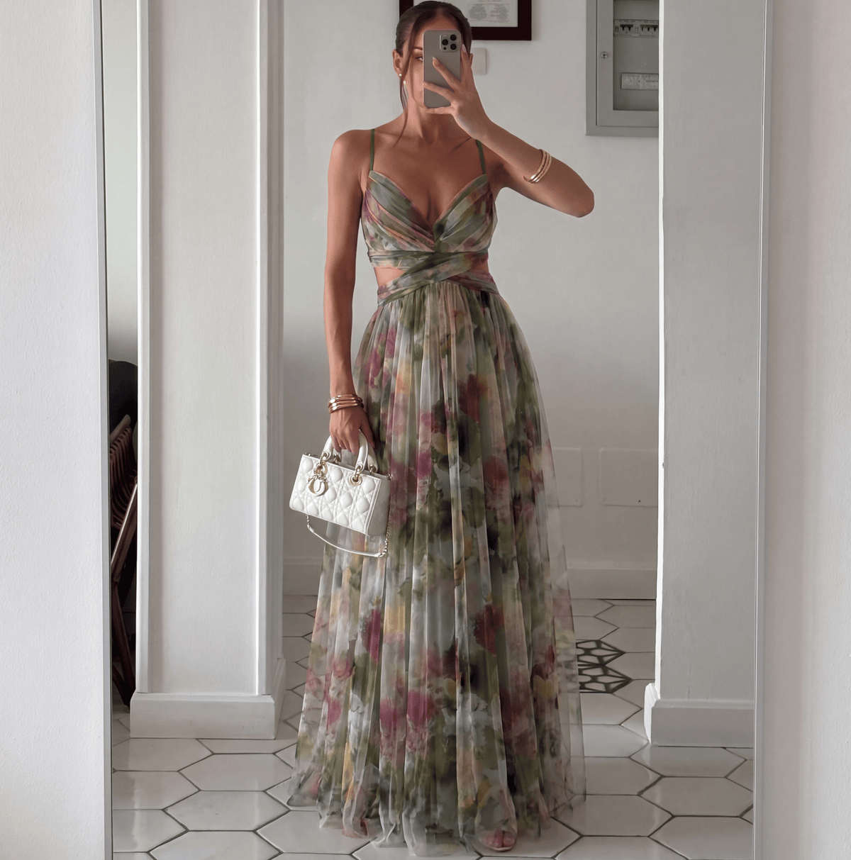 Emma maxikjole i mesh med blomstermønster
