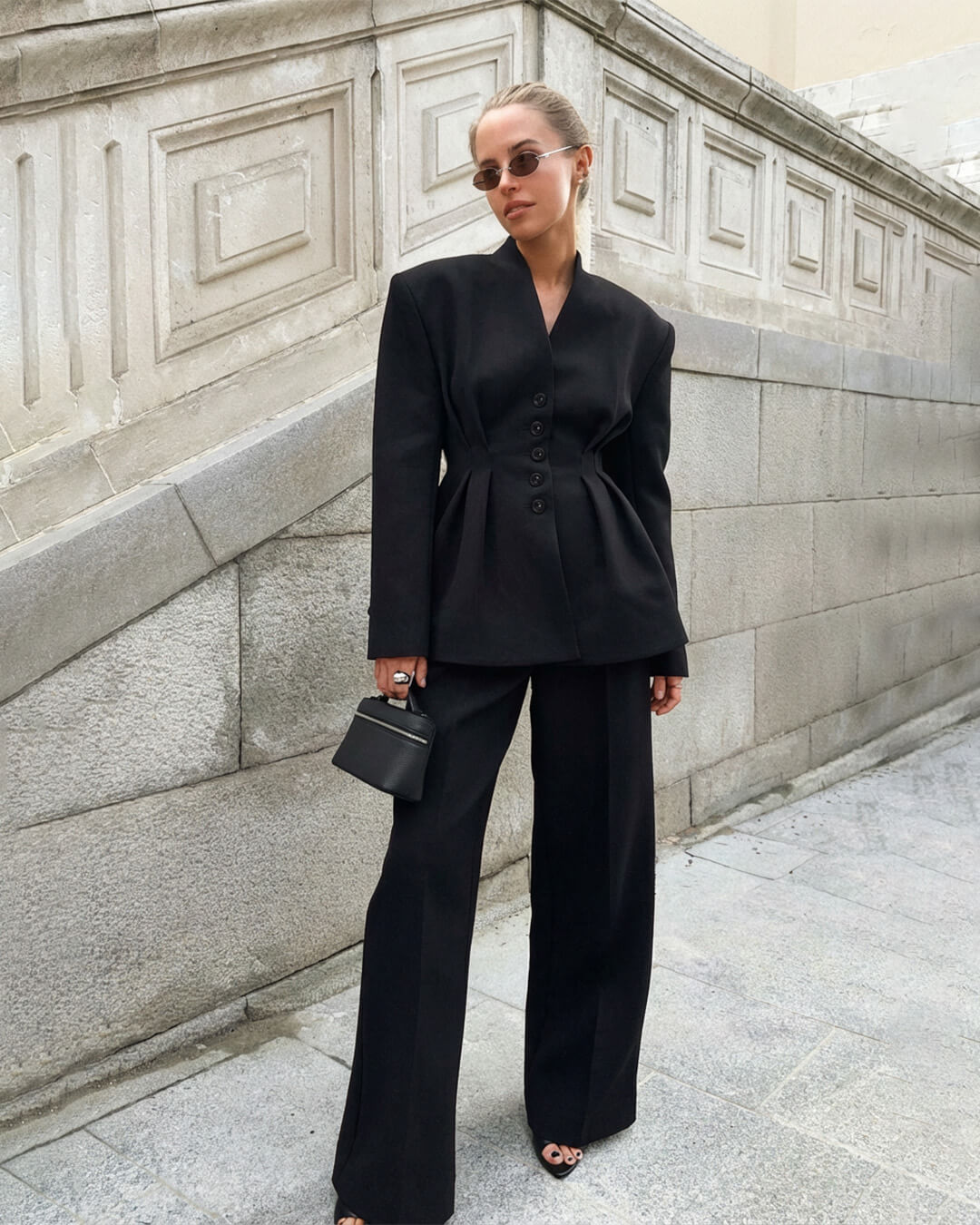 Empress blazer med rynket midje og V-hals