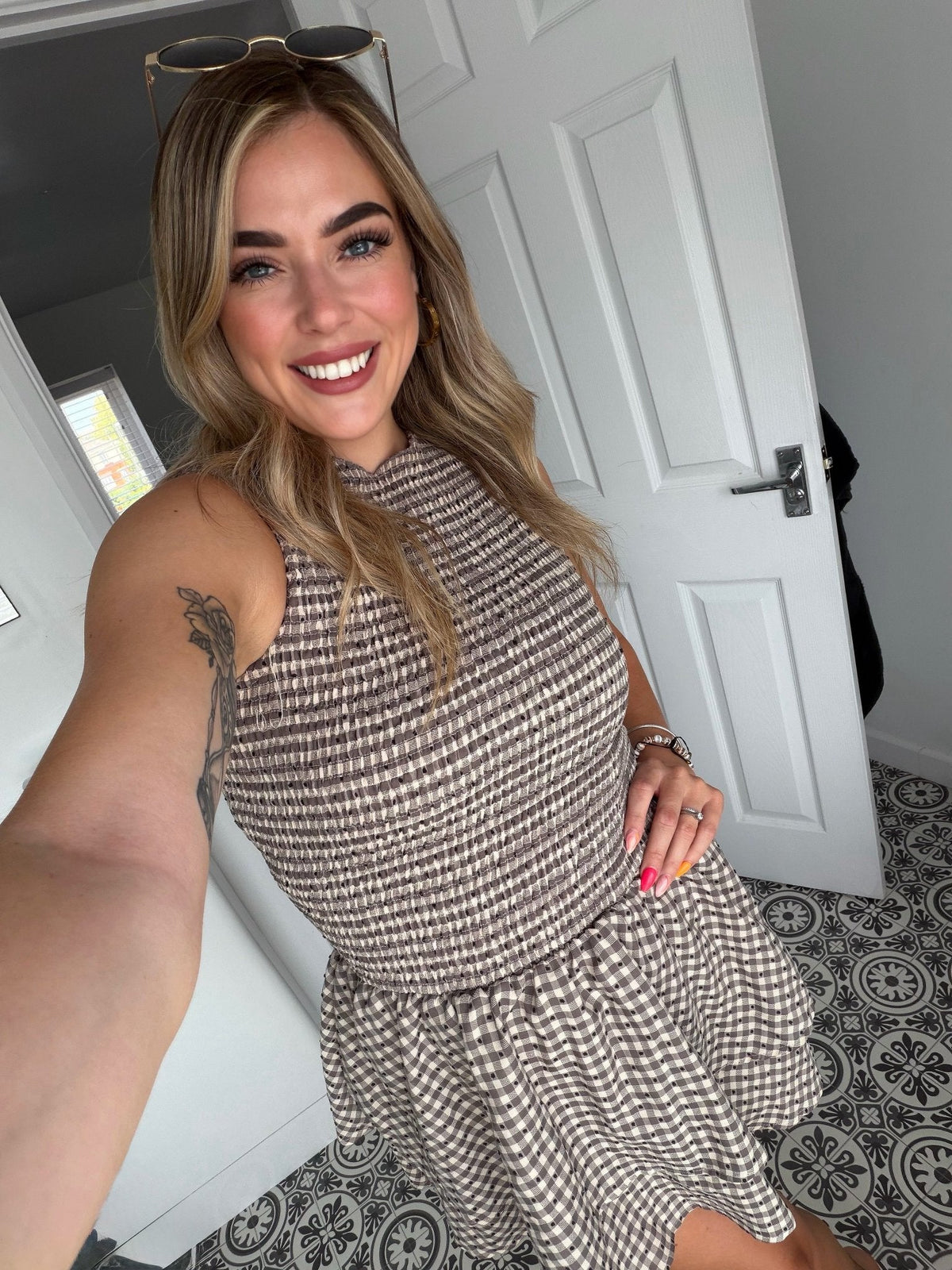 Hazel rutete, rynket minikjole