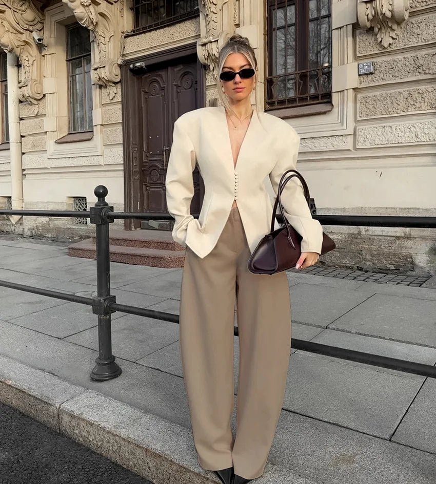 Isadora figursydd blazer med skulderputer