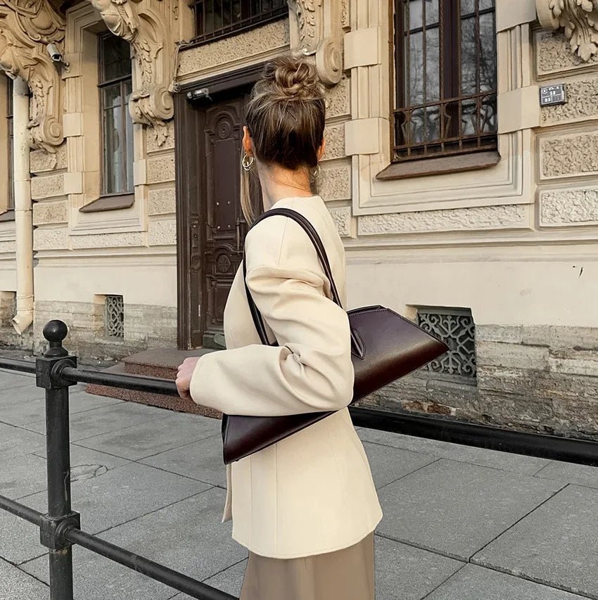 Isadora figursydd blazer med skulderputer