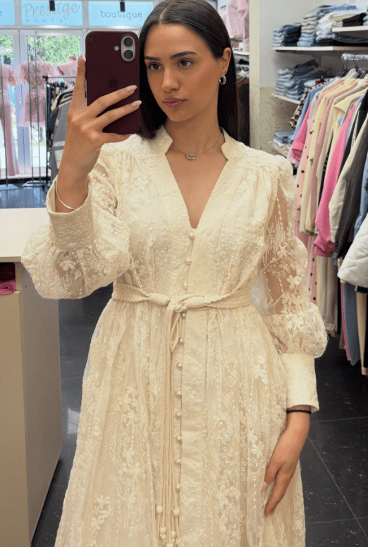 Jenina midikjole med perlebroderi