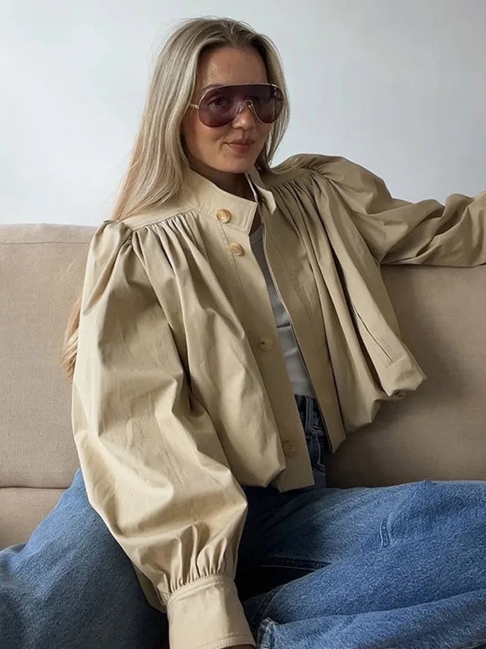 Jenna plissert jakke med løs passform