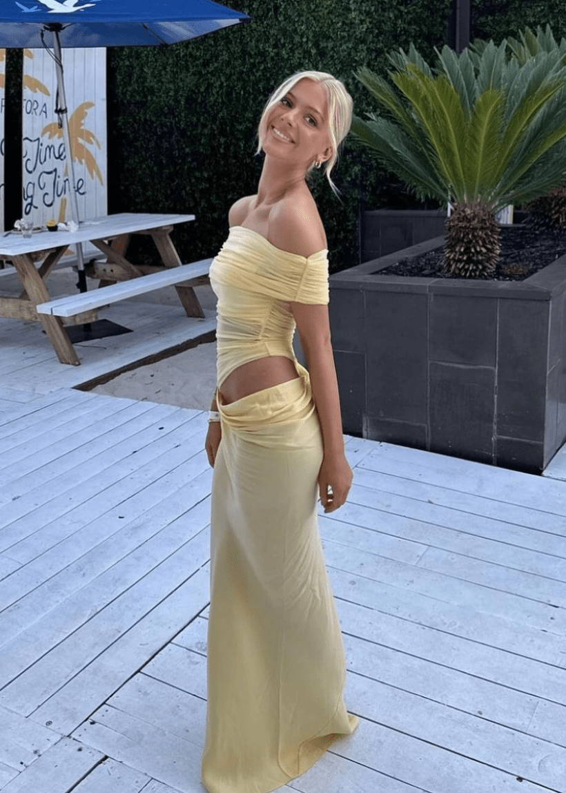 Jessa offshoulder maxikjole i mesh