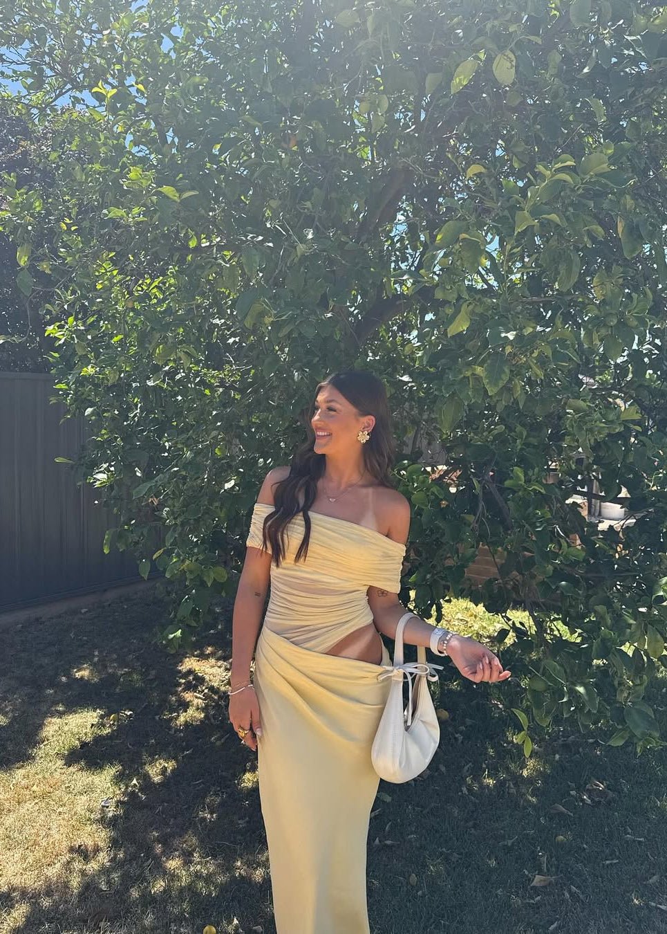 Jessa offshoulder maxikjole i mesh