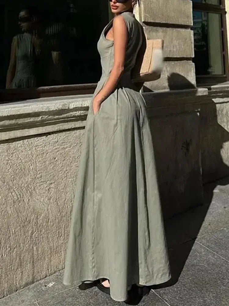 Jessica ermeløs midikjole