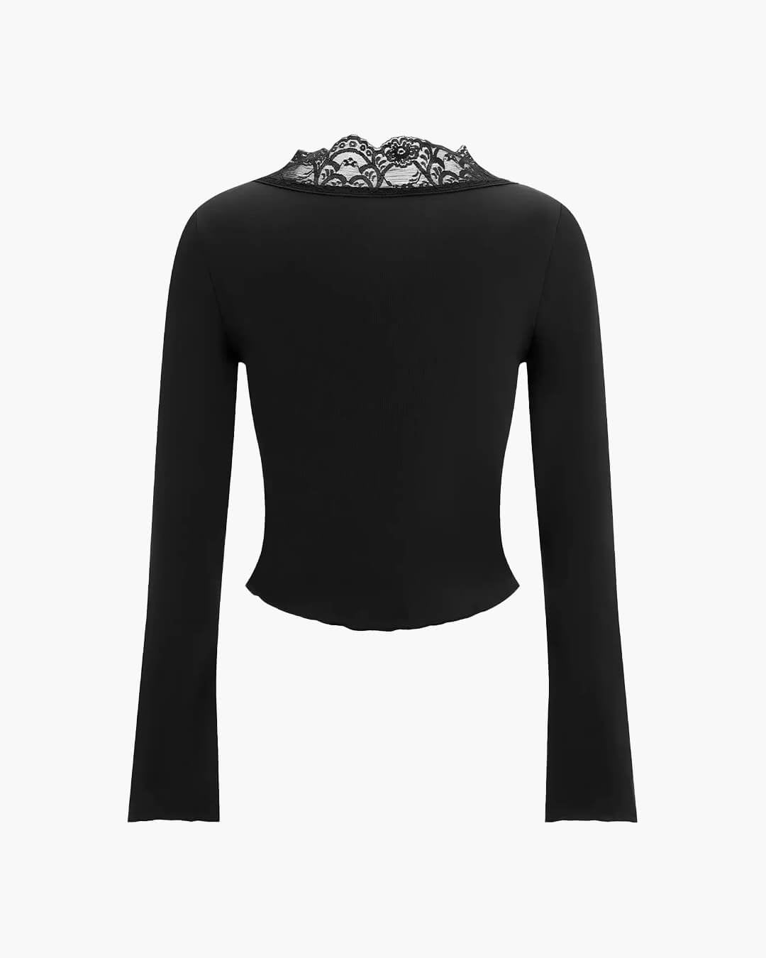 Julia bluse med lange ermer og blondedetaljer