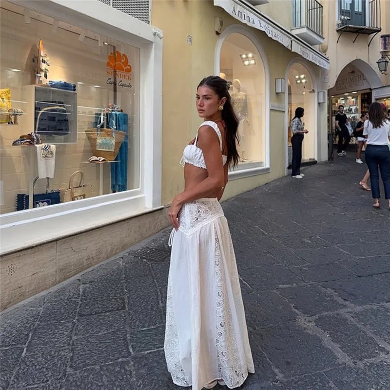 Keila sett med bralette og maxiskjørt