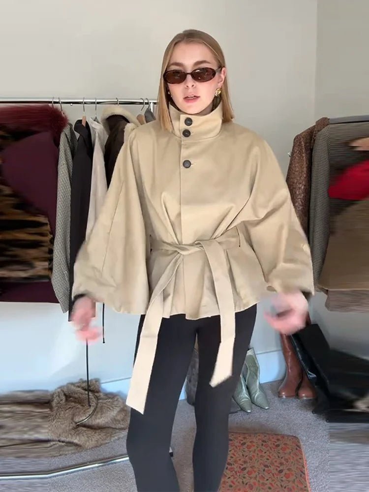 Kimberly beltefrakk i capestil