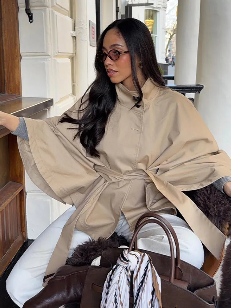 Kimberly beltefrakk i capestil