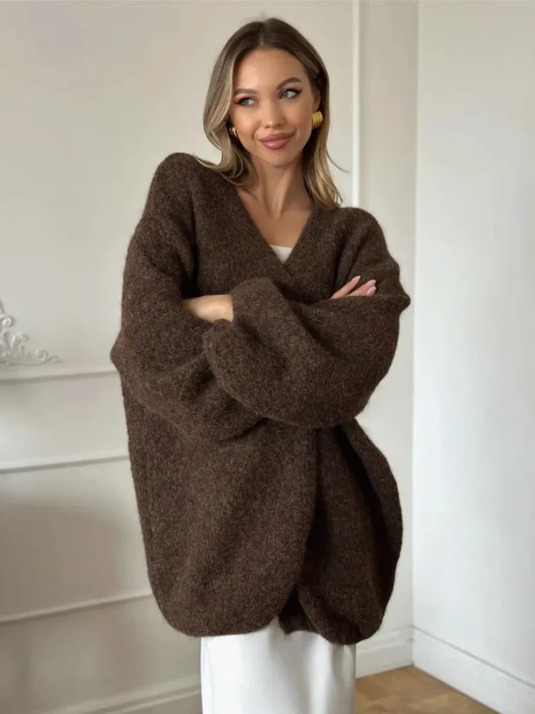 Willa oversized cardigan i børstet strikk