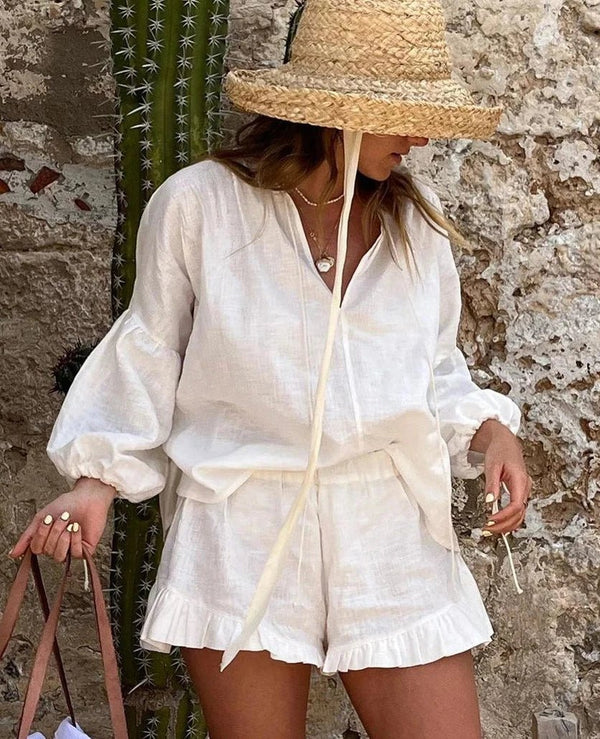 Luna sett med langermet topp og volangshorts