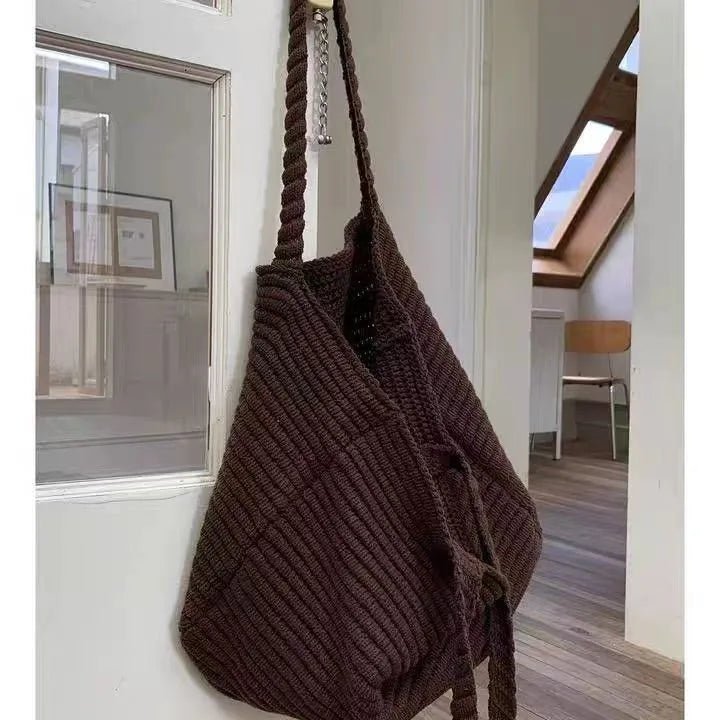 Morgan myk strikket crossbody-veske