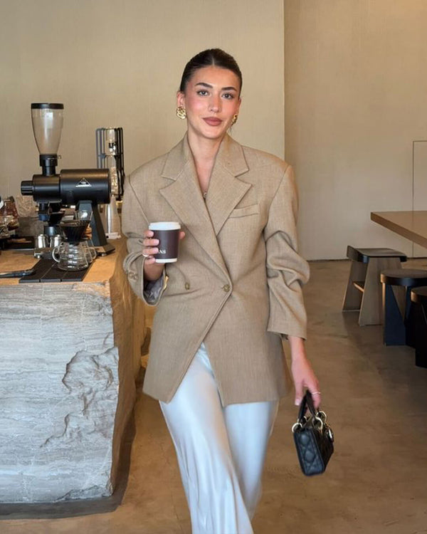 Myrna innsvinget blazer med slag