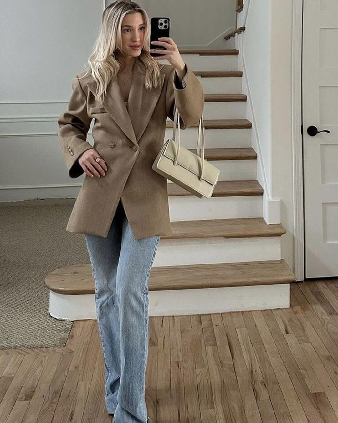 Myrna innsvinget blazer med slag