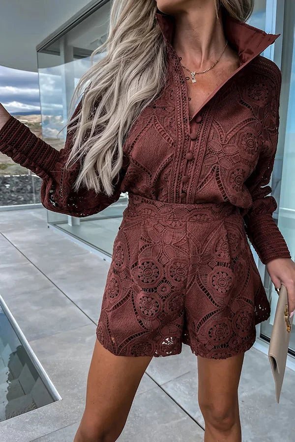 Natalie matchende sett med brodert blondespets