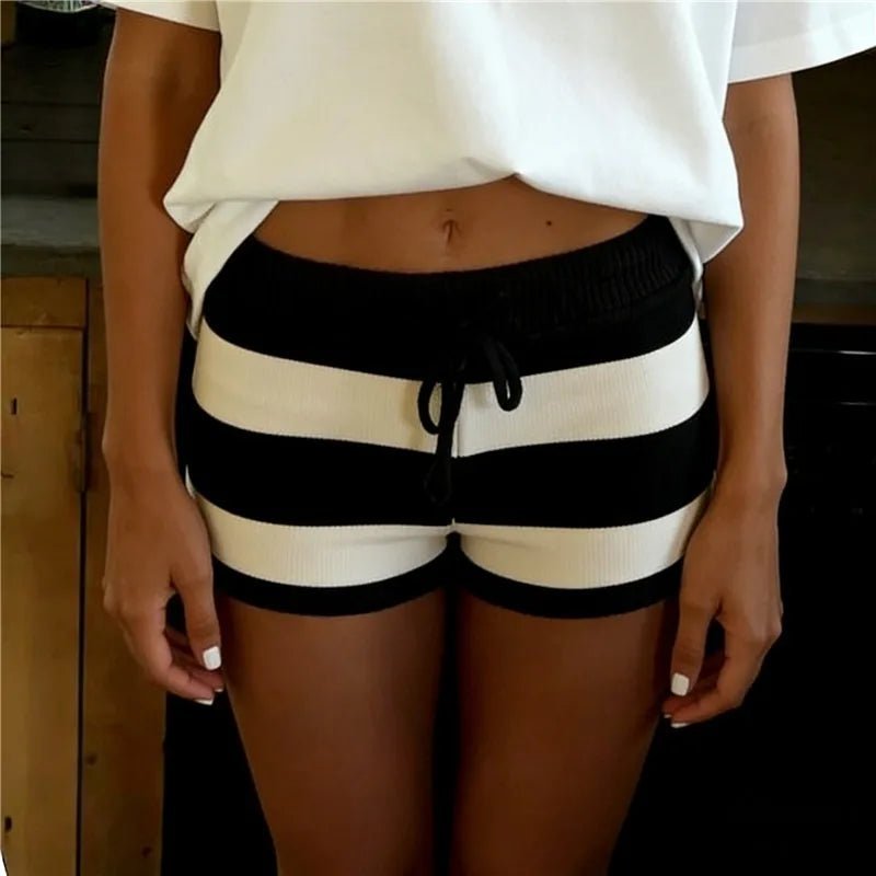 Nina stripete strikkeshorts
