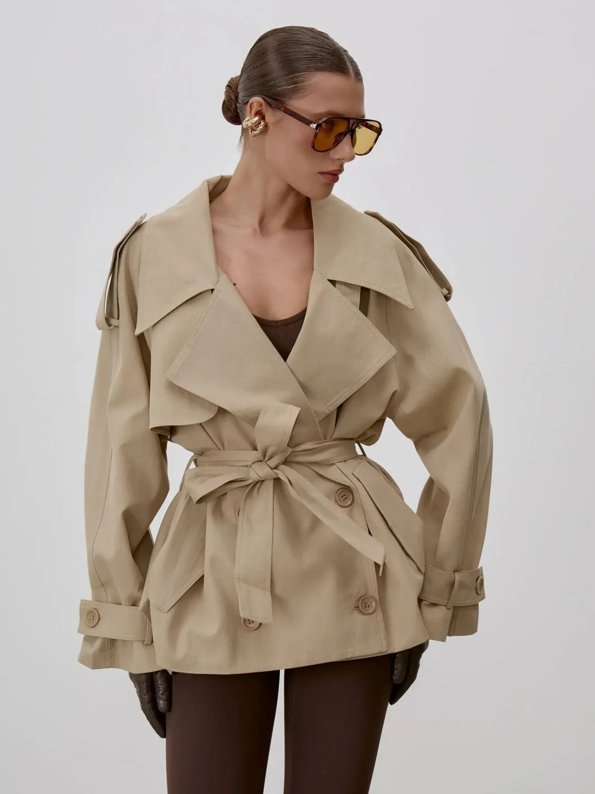 Octavia trenchcoat med snøring og ståkrage