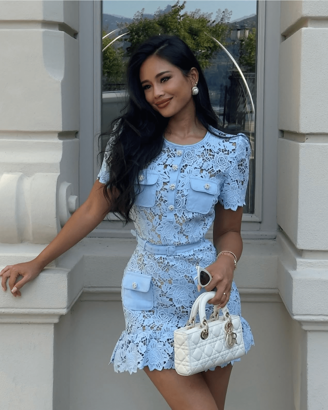 Romy minikjole i blomsterblonde