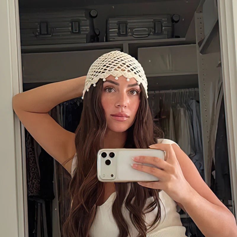 Sophia heklet beanie med hullmønster