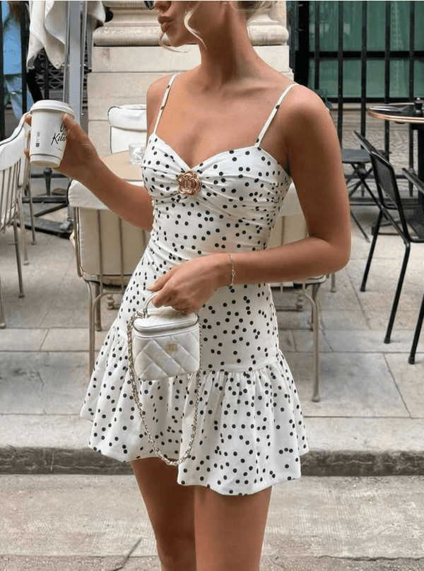 Sophia prikkete minikjole