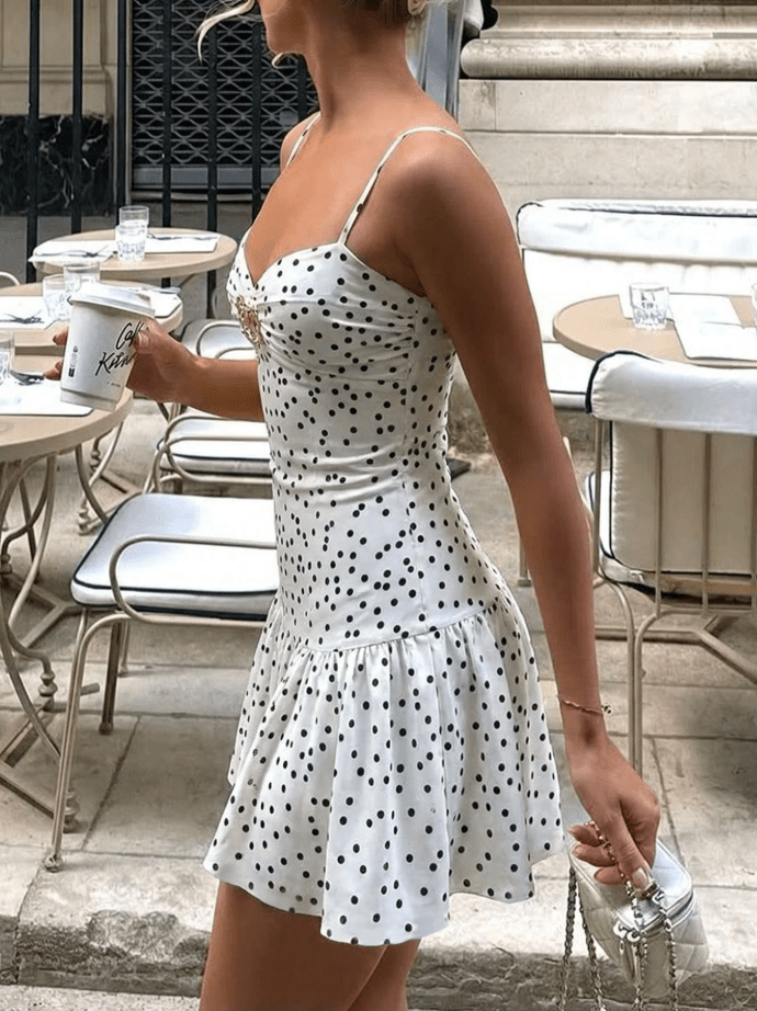 Sophia prikkete minikjole
