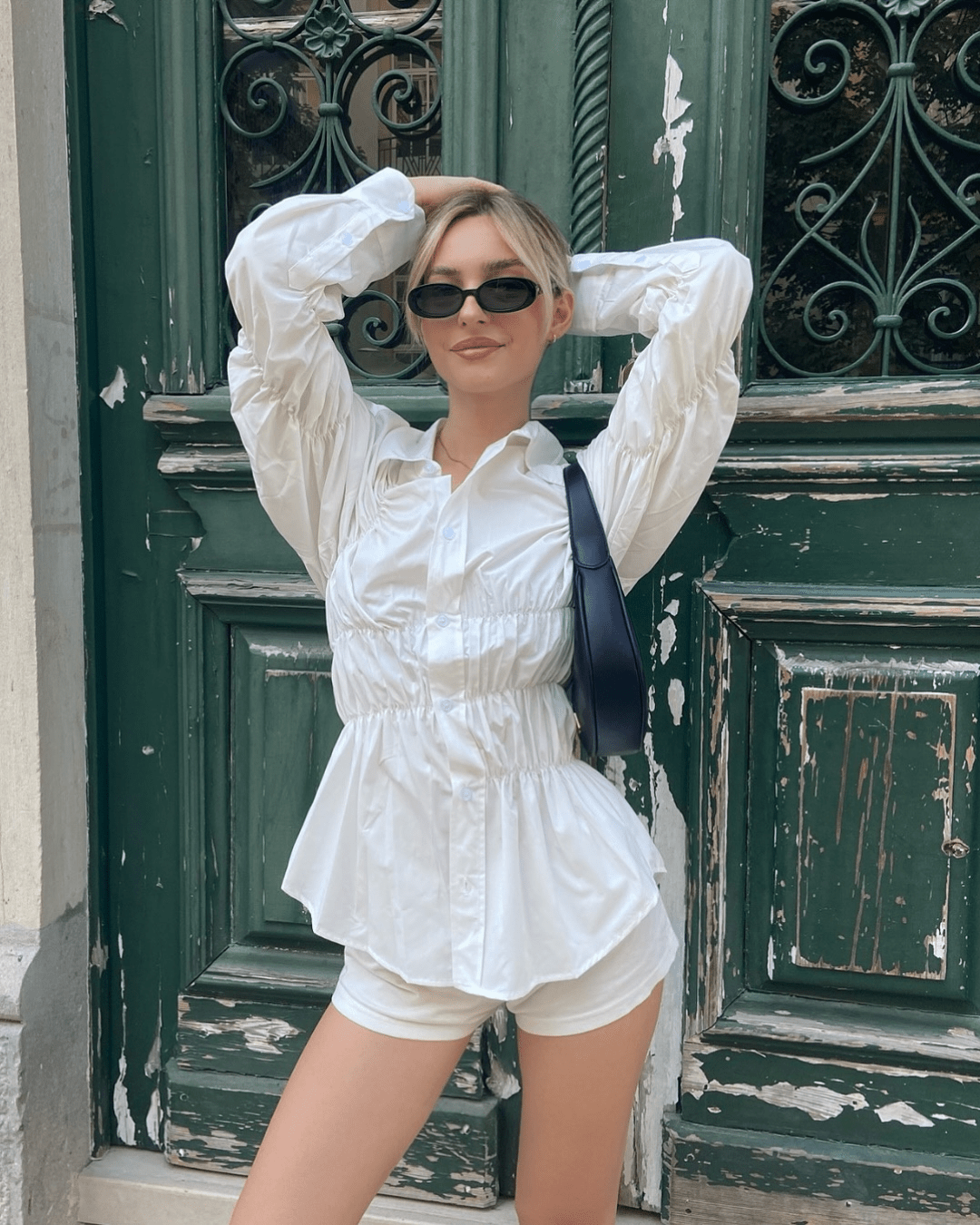 Suzette skjorte med lange ermer og rynkedetaljer