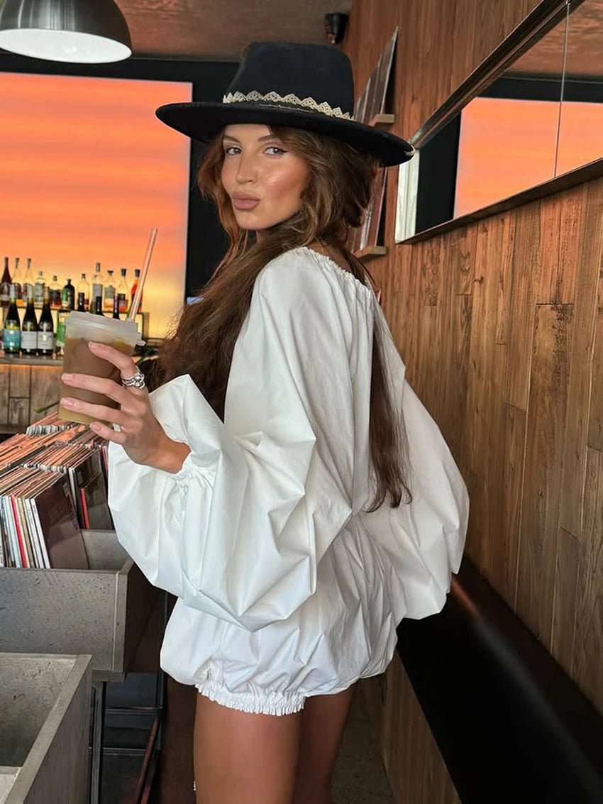 Zoe sett med off-shoulder-topp og shorts